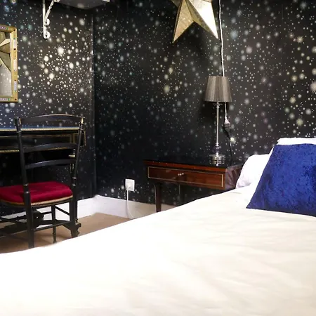 Magical Nights In The Heart Of Homestay szállás